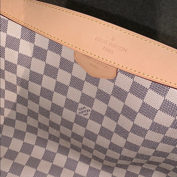 Like New Louis Vuitton Graceful MM - Picture 6 of 8